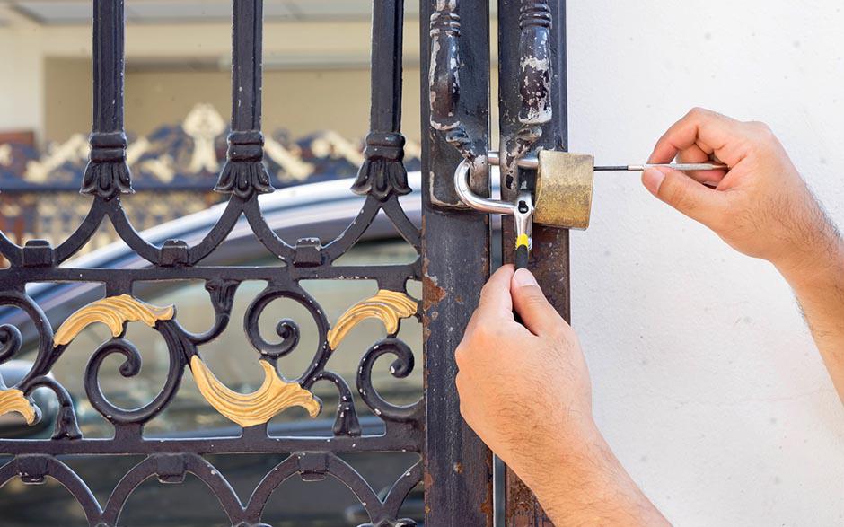 artisan professionnel serrure porte blindee Villepinte